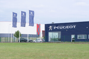Ansicht eines Peugeot-Händlers