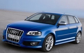 Nahaufnahme eines blauen Audi A3